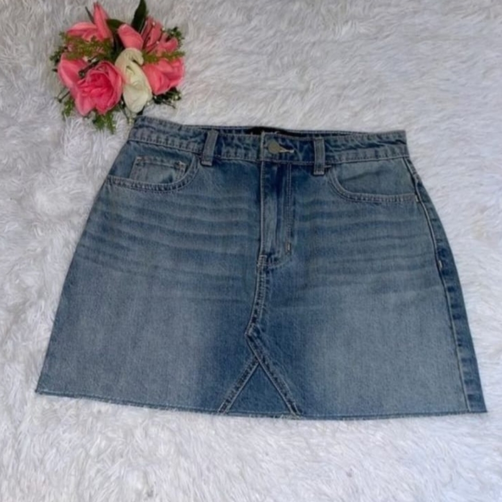 Hollister Jean skirt